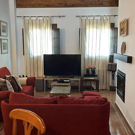 Aneto Duplex En 아파트 *